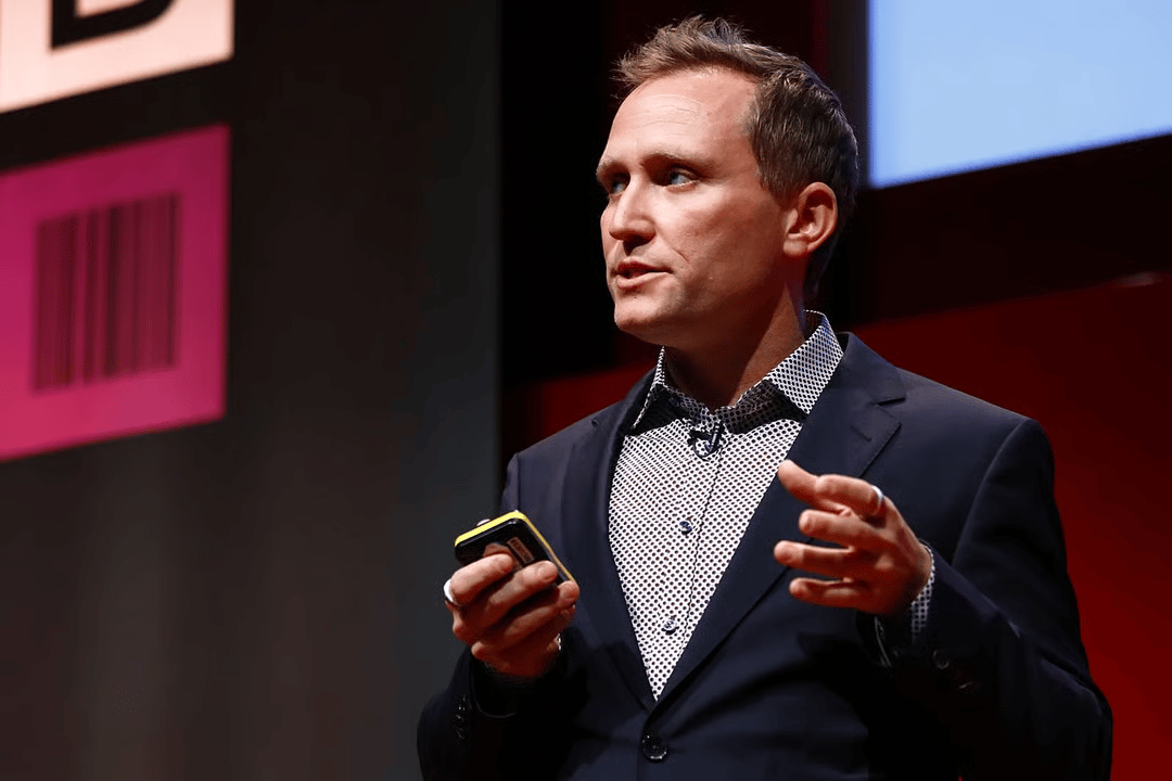 Thoryn Stephens speaking on stage